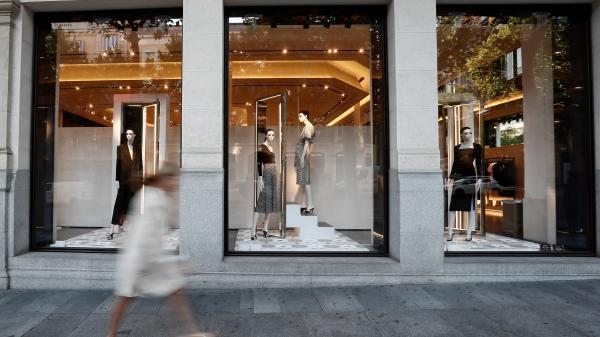 El propietario de Zara, Inditex, obtiene ganancias materiales